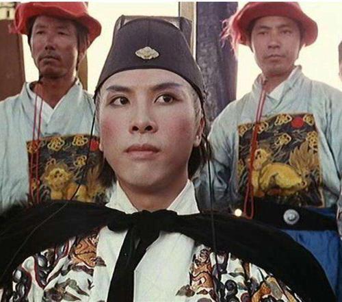 刘云樵推测,董当年可能也有欲火难耐的苦恼,为了修炼功夫,而痛下决心