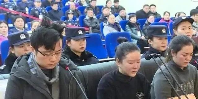 被判无期的谭明明肇事前的生活奢靡到让你无法想象