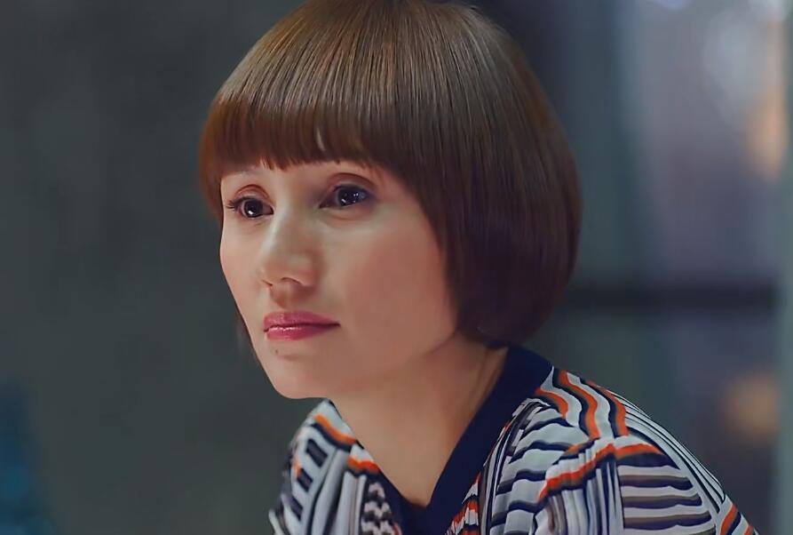 6位天生"眼窝凹陷"的女星,深邃迷人和疲惫显老,就在一念之间