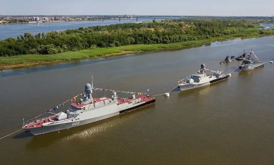 大手笔,俄完成里海舰队整体搬迁!
