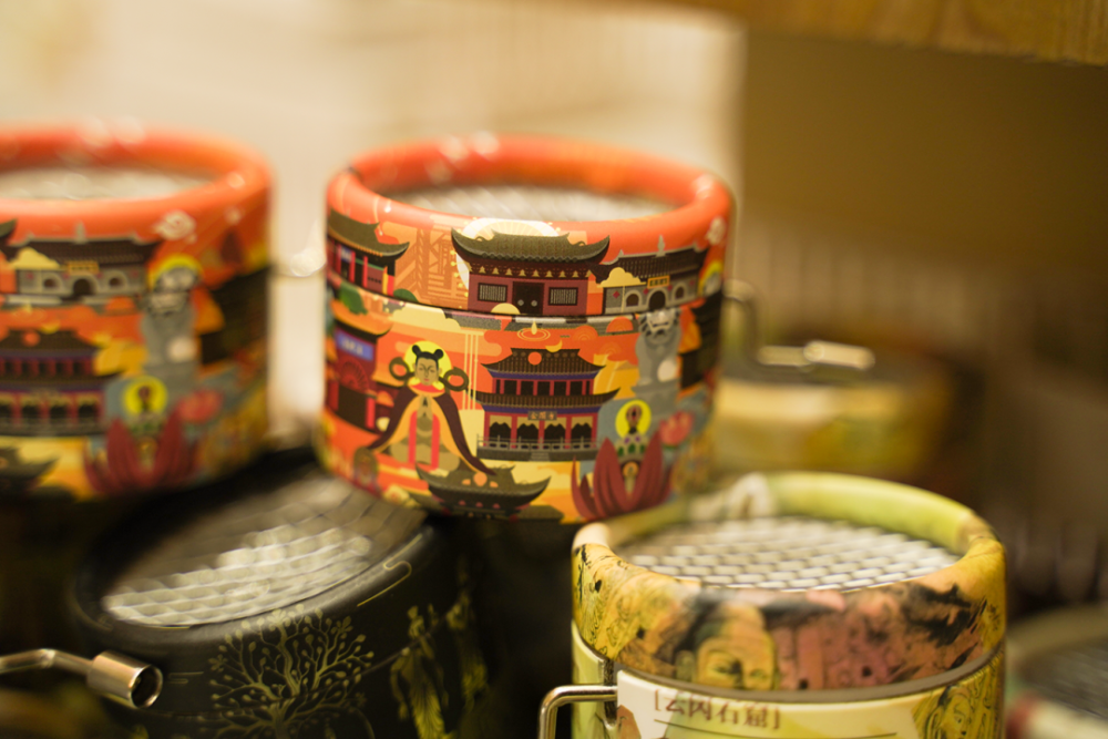 【炫61打卡】钟楼街里好物多 山西文创正当红_腾讯新闻