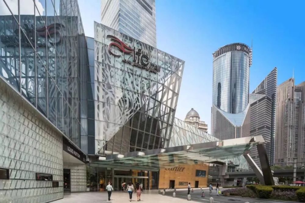 全球品牌"首店收割机",上海ifc商场,不愧是你!_腾讯新闻