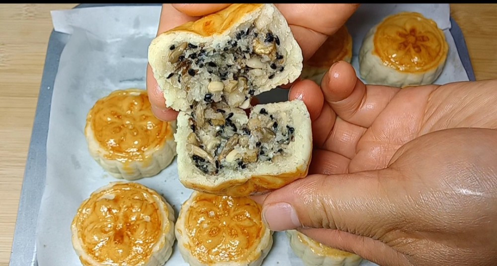 五仁月饼的做法(山西五仁月饼的做法)