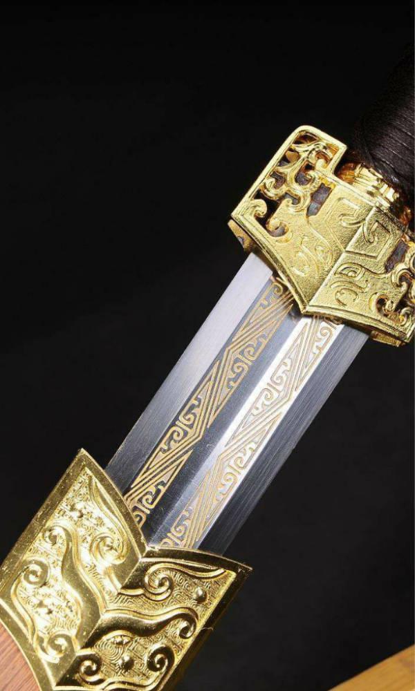 铁骨铮铮之剑脊