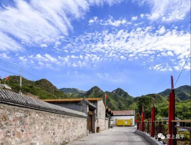 周边逛吃玩推荐中国坦克博物馆位于昌平区阳坊镇馆内展出内容齐全