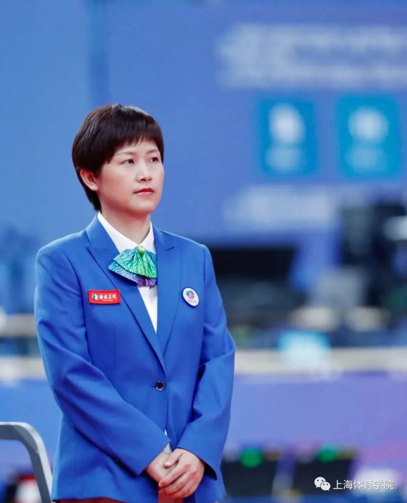 从乒乓球运动员到国际级蓝牌裁判员她将国际前沿知识带给学生