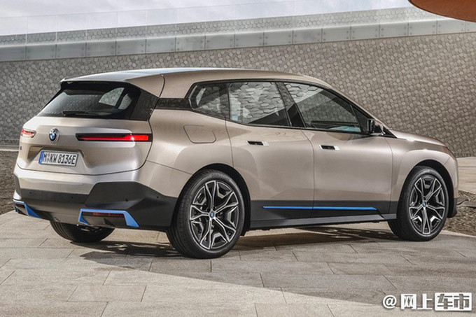 四季度豪华车有哪些？这款轿车2.0T＋后驱，25万就能买(图17)