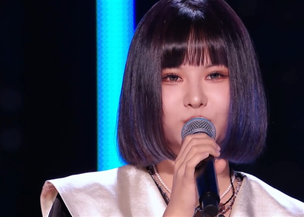 中国好声音11进8争霸赛:汕尾女孩满票争议大,峰云战团人美镜头多