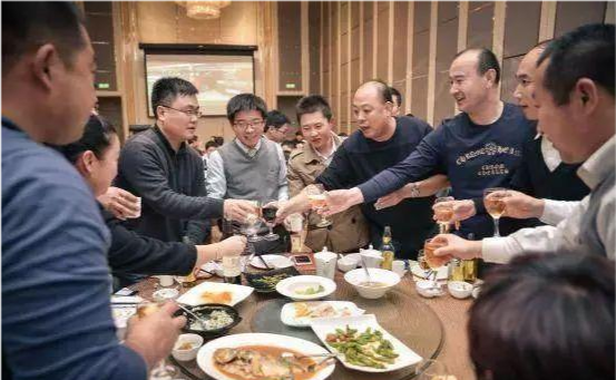 话术|中国式应酬|同事