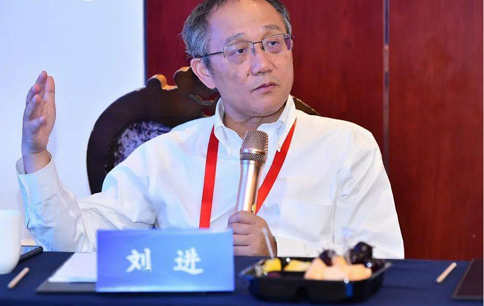 20年来,刘进所在的麻醉科专业基地已经培养出约全国5%的青年麻醉医师