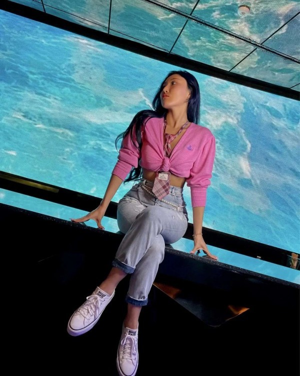 mamamoo华莎hwasa沙漏型身材简直太迷人了