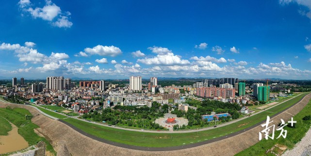 清城区石角镇强化环境执法监管构筑全民环保防线