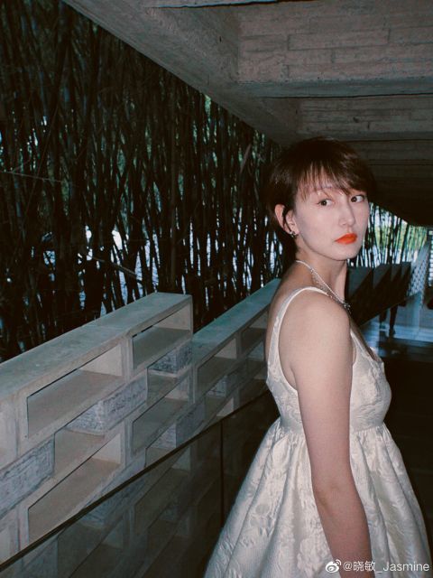 主持人郭晓敏为老公李好庆生 晒精致美照却引网友"调侃"