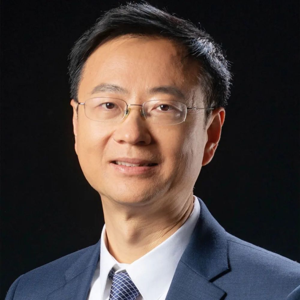 贾伟,博士,香港浸会大学中医药学院讲席教授,中医药表型组学研究中心