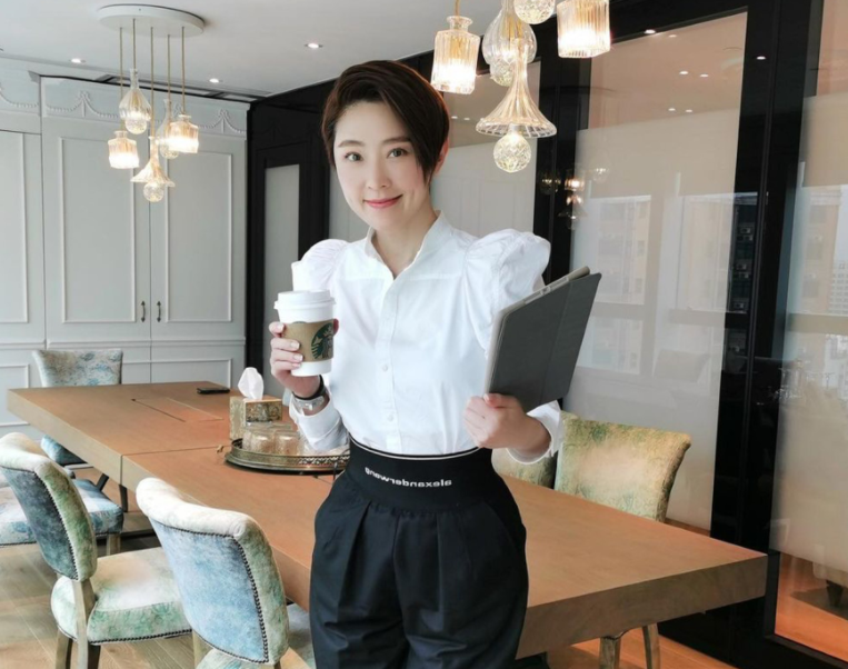 被曝有3亿身家46岁张玉珊罕见回应没什么特别总是被这样写