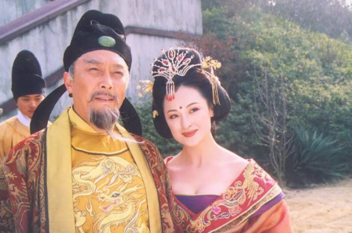 打败李隆基的并非安禄山,史思明之辈,乃是一女子