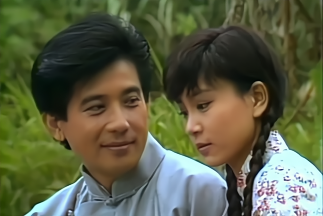 读了几度夕阳红原著才知何慕天和李梦竹为何无法走到最后