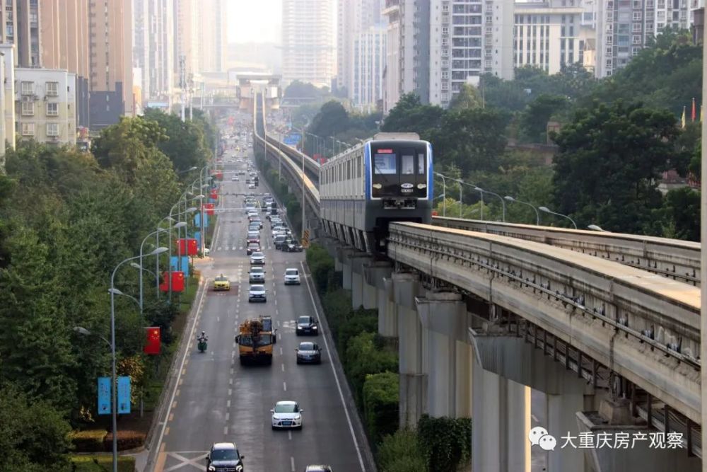 阳光100阿尔勒,距离单轨3号线大山村站不远,算是位置比较近的轨交楼盘