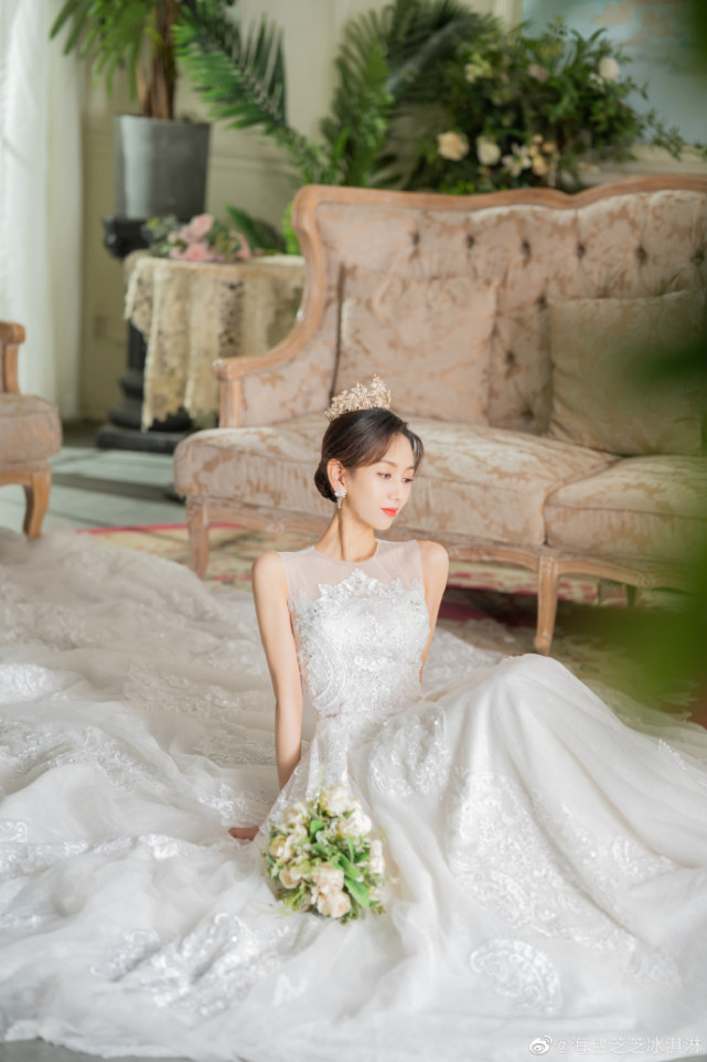 中国男排队长江川公开恋情!女友是海归精英,留美12年