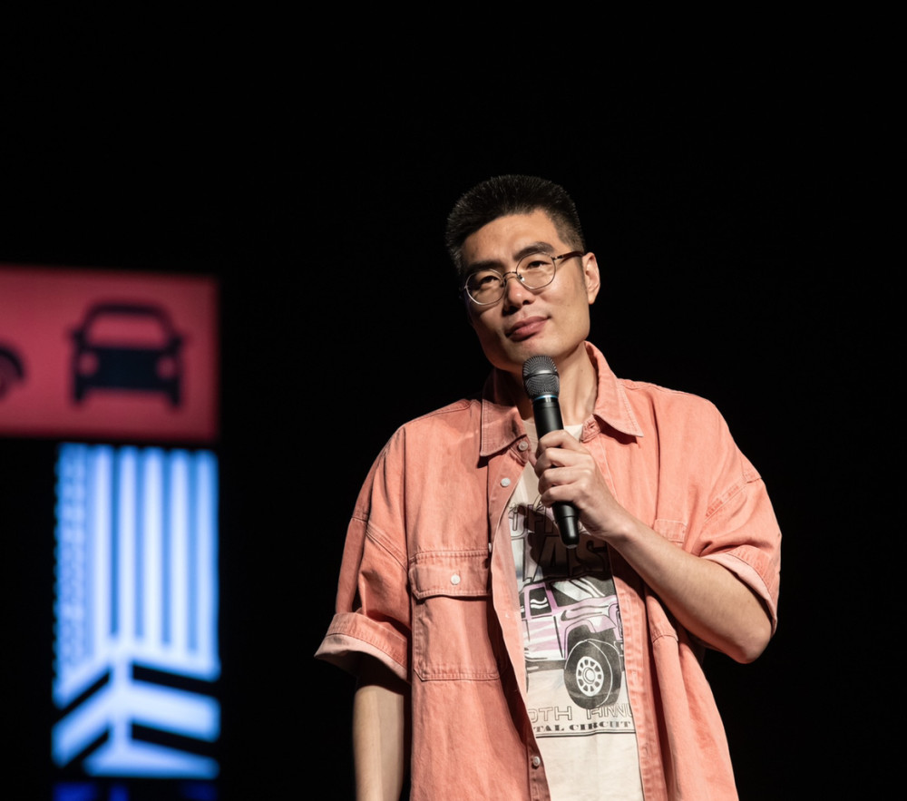 脱口秀大会4中周奇墨讲空姐发餐时的心理就是我本人啦