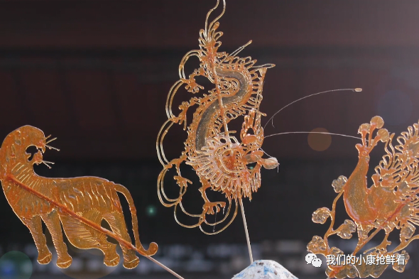 于是,文岐福开始自学钻研中国传统糖艺技术,却并没有他想象当中那么