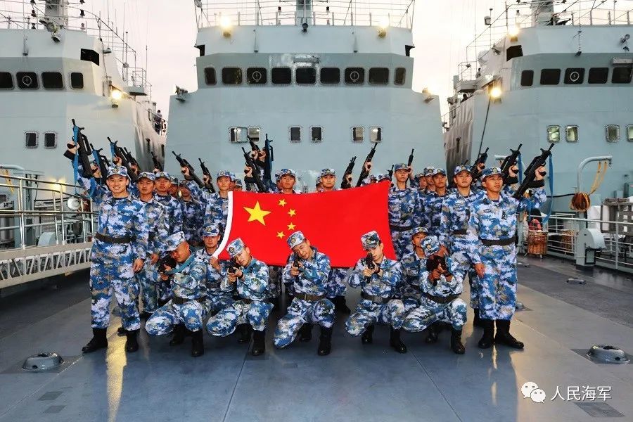 假期即將結束,來看看海軍官兵們的