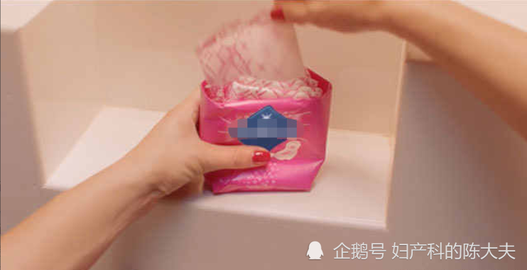 如何使用卫生巾儿童教程 _如何使用卫生巾-第2张图片-潮百科