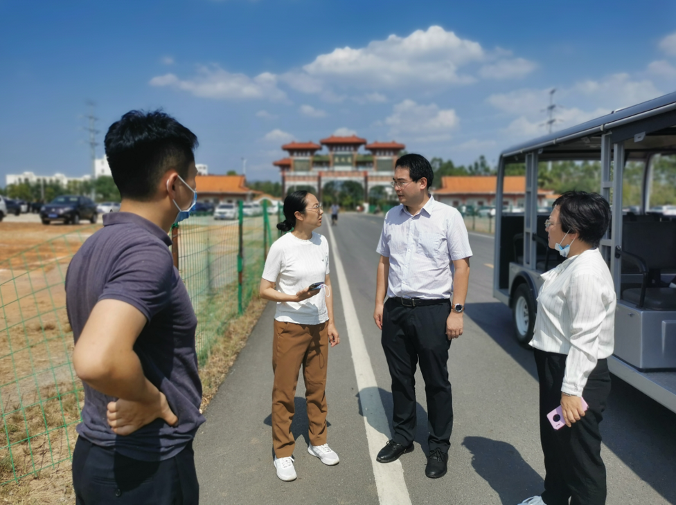 市文广新旅局局长人选李俊锐带队前往赣州极地海洋世界,通天岩等景区
