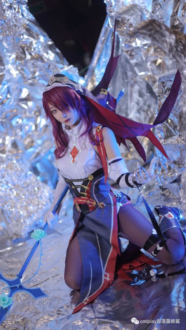 cos:原神罗莎莉亚cos正片@蓝璃