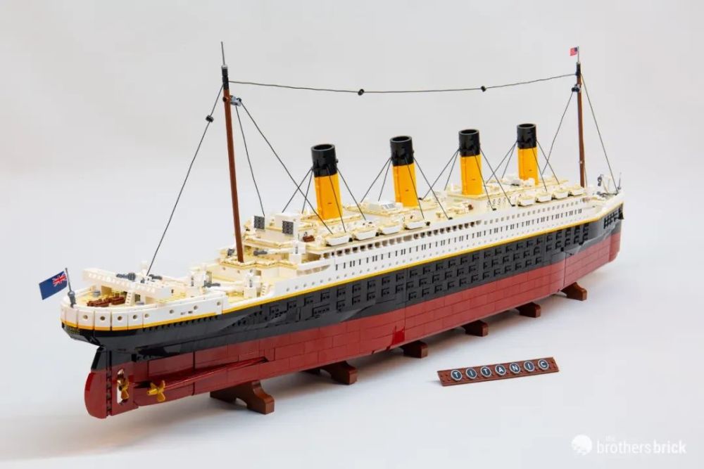 乐高10294泰坦尼克号详尽开箱测评 - 乐高千年隼驱逐舰 - 实验室设备
