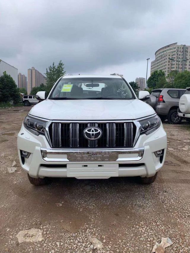 霸道4000报价普拉多v6降价不容错过