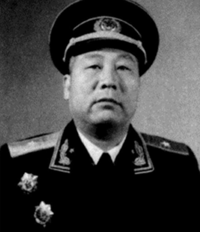 曾克林抢占东北立头功为何降了一职1955年只授少将