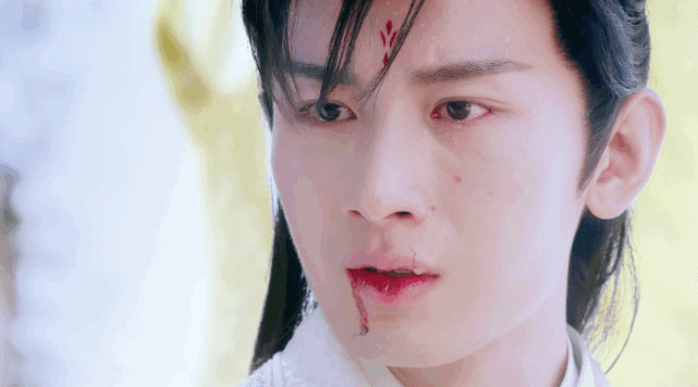 言承旭的真实人设是偶像剧女主角吧