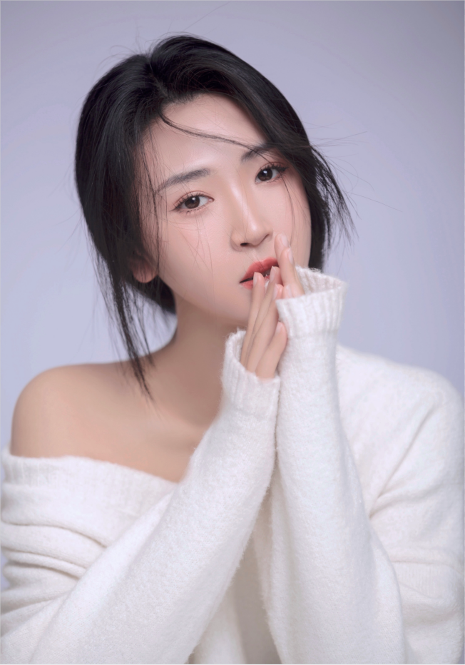 模卡 推荐艺人:佳佳