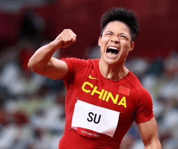 古今两苏神苏炳添为文豪苏东坡第29代孙写入苏氏宗祠名垂青史