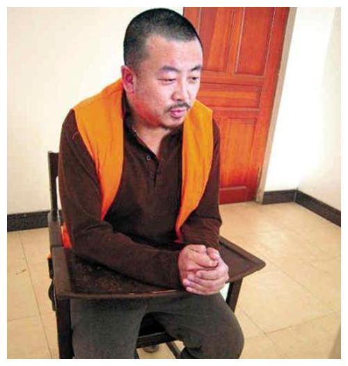 最大胆的逃犯作案后潜逃至娱乐圈13年演了60多部剧名字耳熟