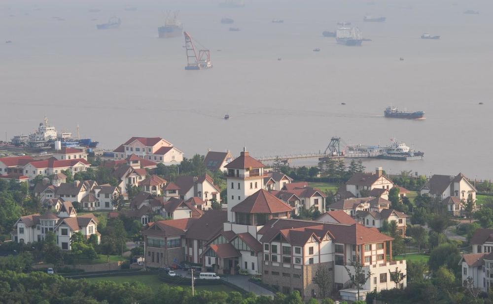 中国GDP第一的行业_我国一地级市,200万人从事建筑业!2020年建筑业贡献GDP近1万亿