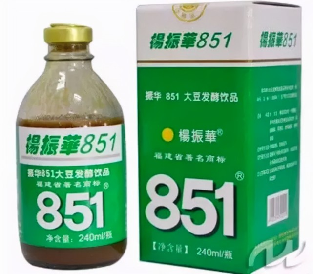 1994年,第一个想到给"杨振华851"口服液打广告的代理商吴炳新拿着第一