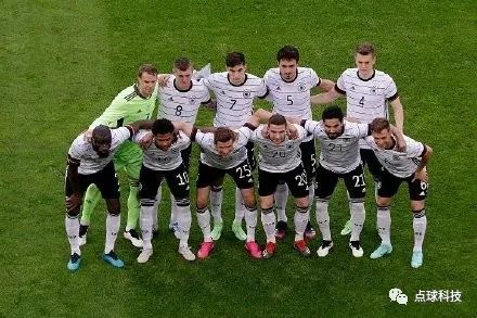 德国足球队 世欧预-德国vs罗马尼亚，日耳曼战车新帅上任、状态正佳