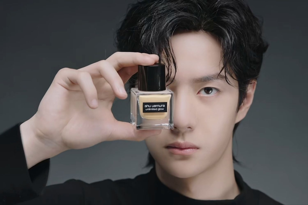 化妆品加海水,植村秀再惹争议,代言人王一博是否该为品牌背锅?