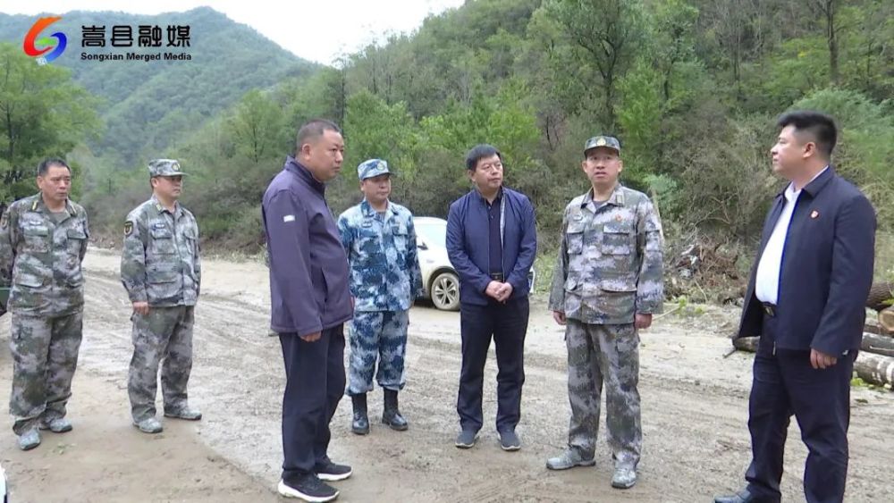 市委常委 市军分区政委李杏到白河镇指导灾后重建工作