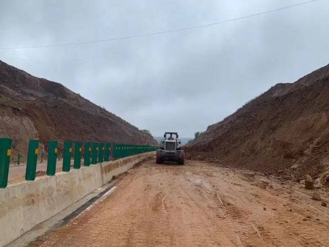 s216线平华一级公路预计10月11日全线通车