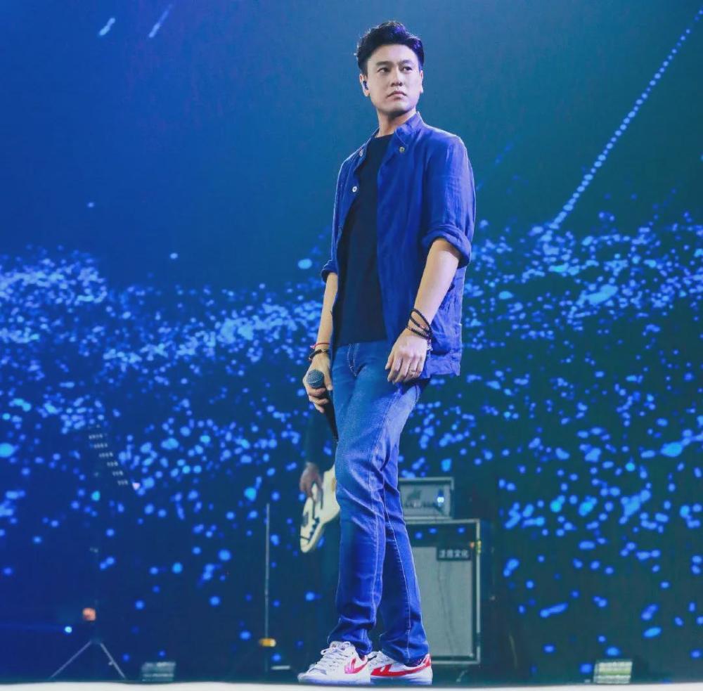 朱孝天自曝一年多没收入,自嘲是f4混最差成员,与妻子分居9个月