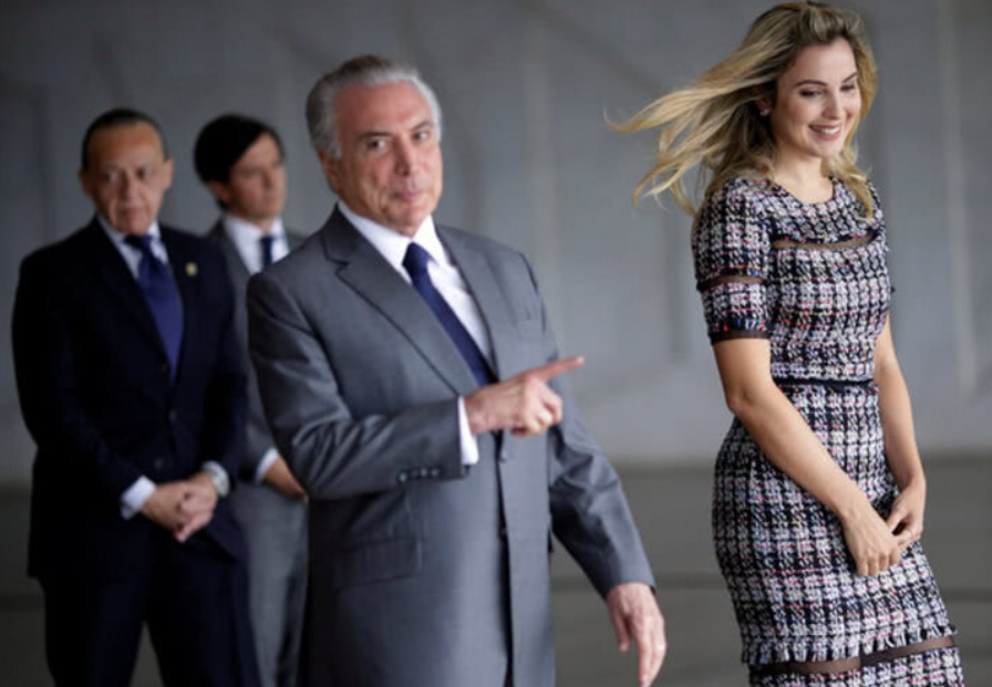 玛塞拉曾经的巴西第一夫人凭美貌嫁大43岁总统把丈夫坑入狱