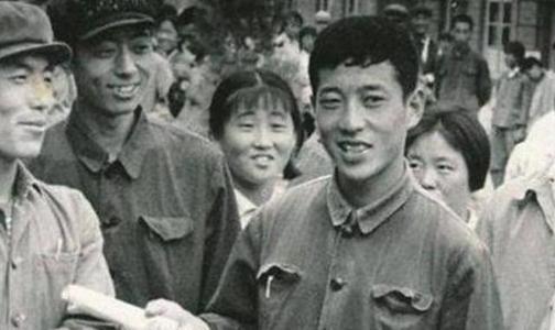 “白卷英雄”张铁生：高考交白卷，入狱15年，出狱后现身价过亿_腾讯新闻