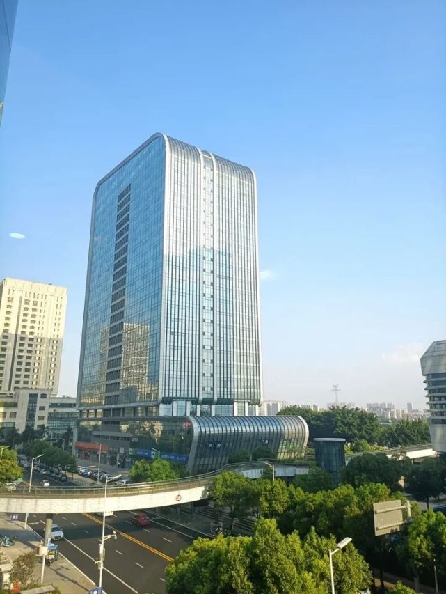 2020年2月10日,平安银行股份有限公司在阿里拍卖网站发布转让公告,对