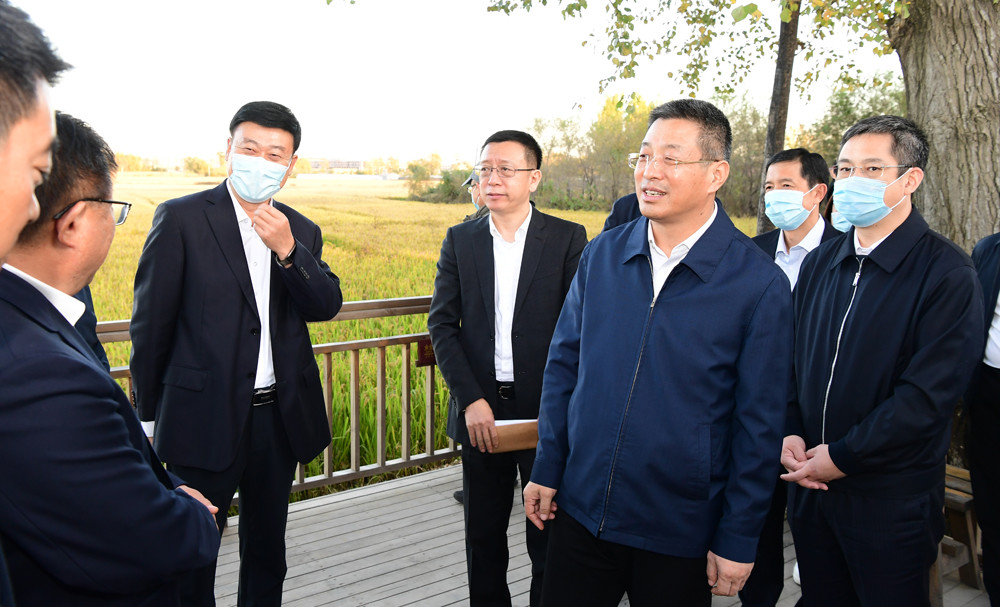 王子联到双阳区调研时强调做大做强特色产业全力做好秋收工作