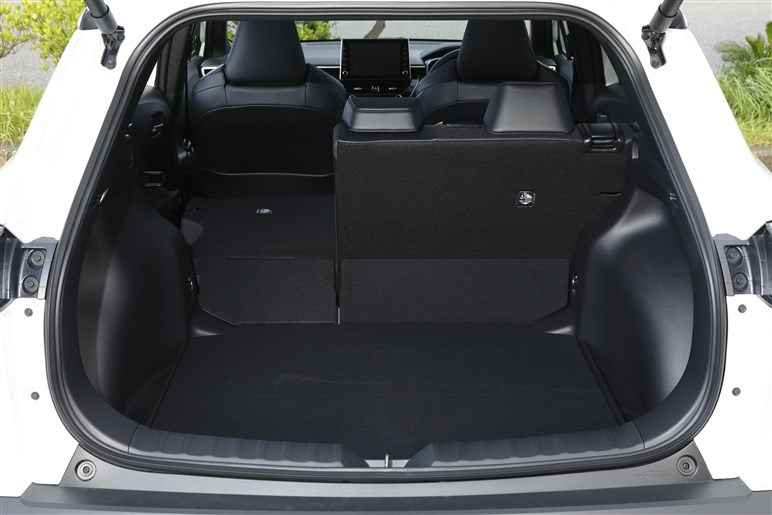 18l混合动力卖17万的丰田suv图解丰田卡罗拉cross