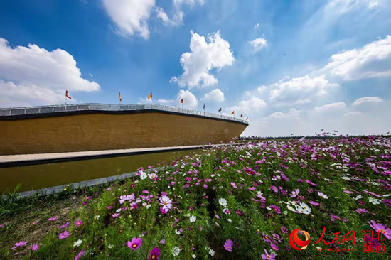 千童文化园东渡船头.