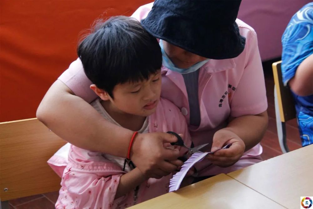 八十年代五年制小学语文课本汉中出生重复鸡医生套装童话